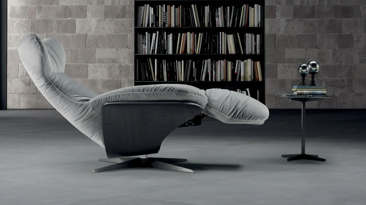 Natuzzi Italia Ilia Recliner Armchair 2